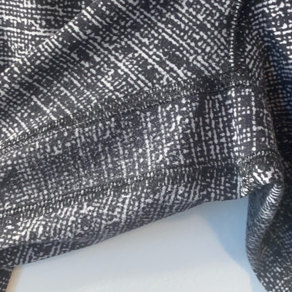 Lululemon Align high-rise 23” crop legging - Picture 4 of 5